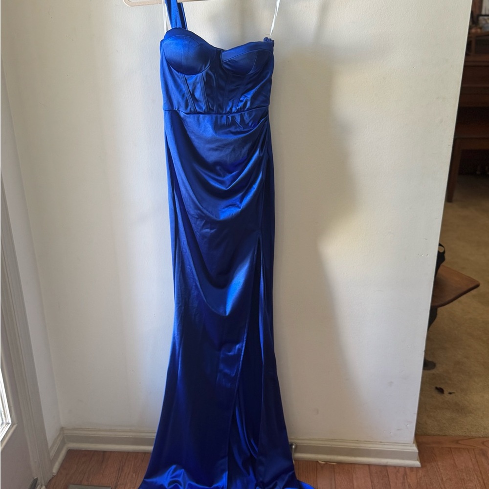 Elegant One-Shoulder Blue Satin Dress